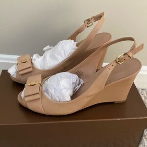 Audrey Brooke Fiona Open toe nude Wedge heel